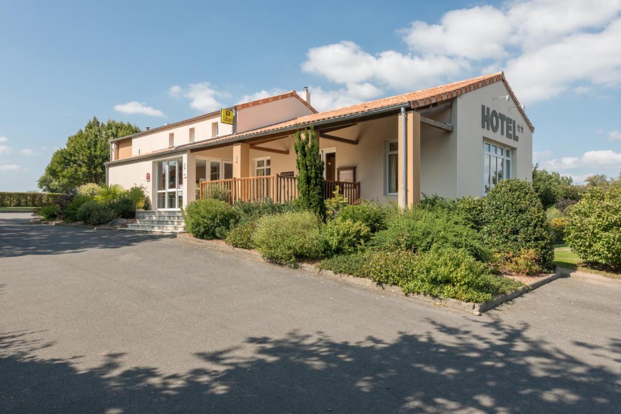 ברסויר Logis Hotel Les 3 Marchands מראה חיצוני תמונה